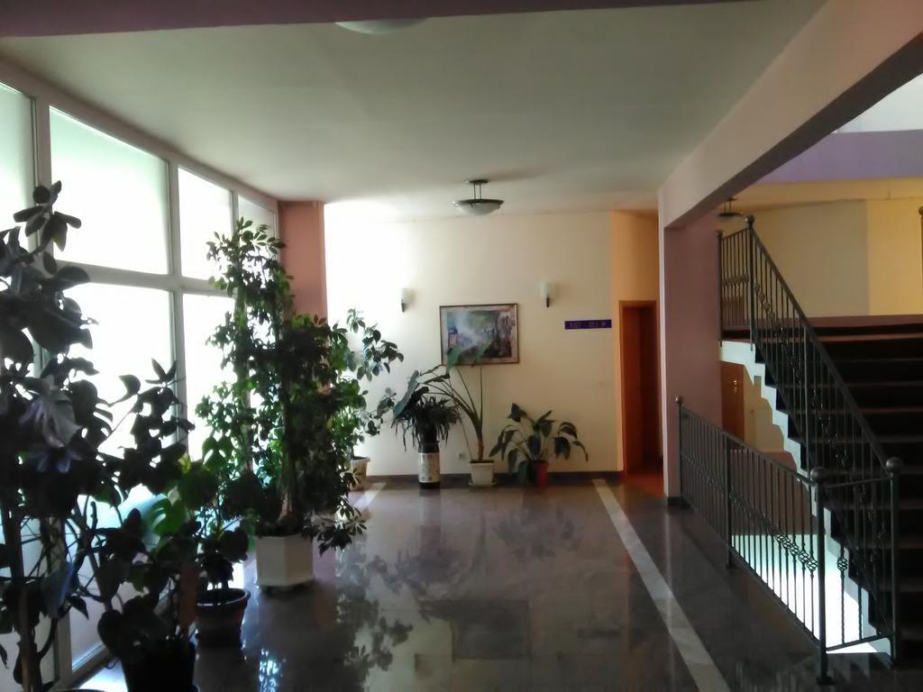 Hotel Dinara Livno Esterno foto