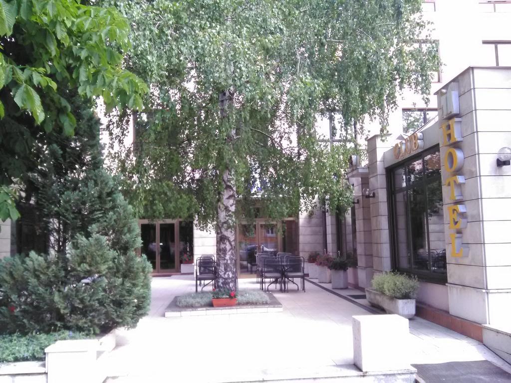Hotel Dinara Livno Esterno foto